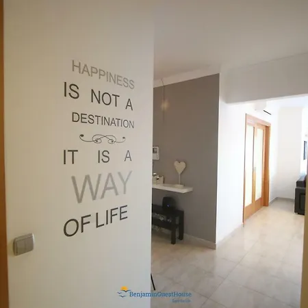Benjamin Apartment